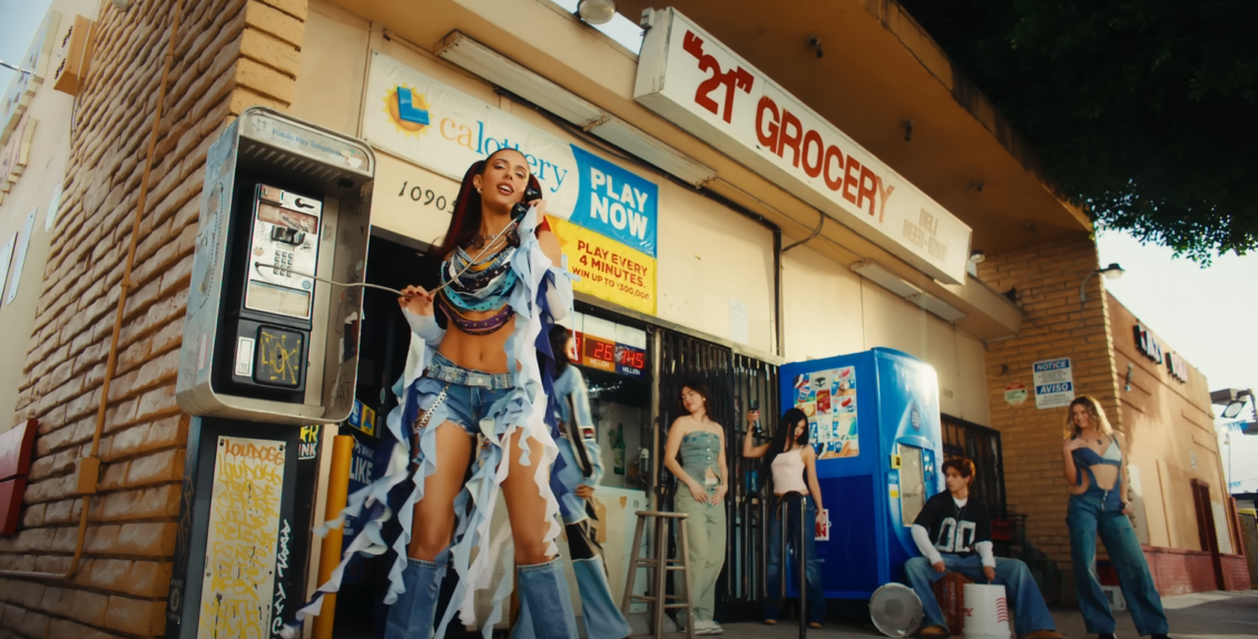 Jenna Raine – Roses (Official Music Video)